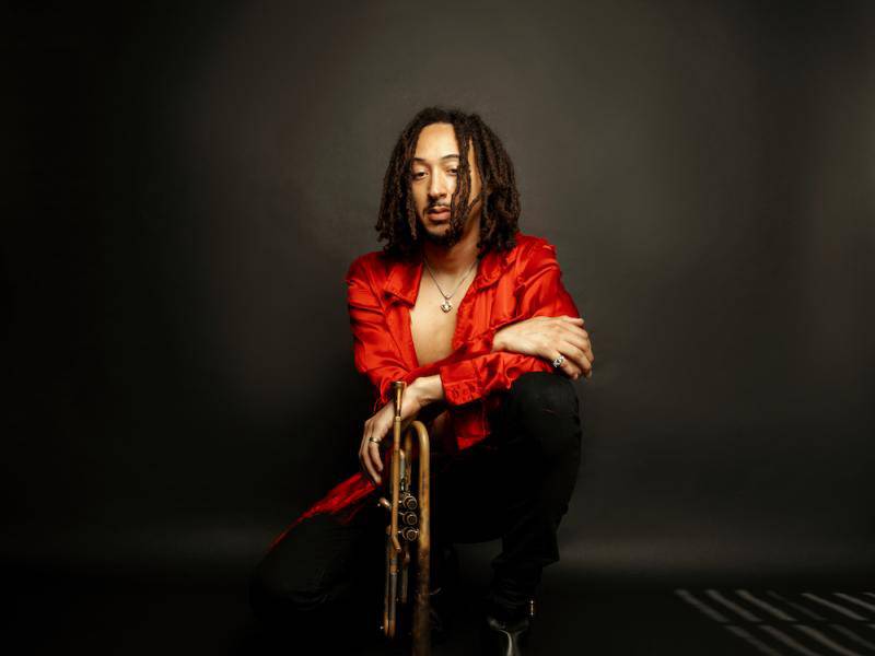 Theo Croker avec sa trompette